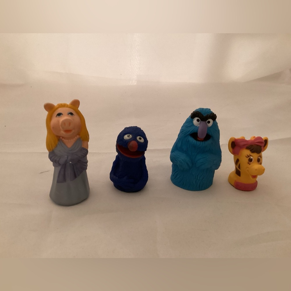 Vintage rigid hand puppets lot